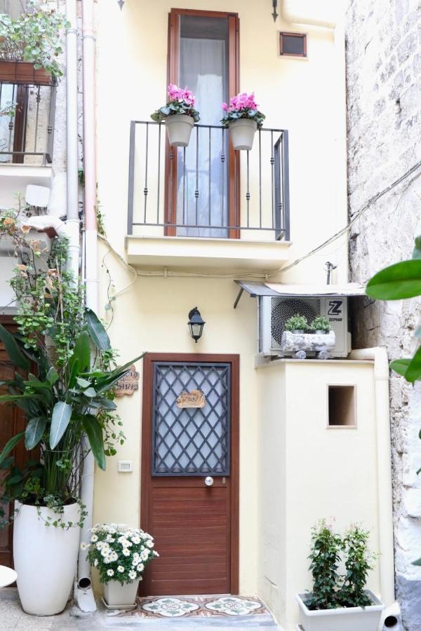Dimora Il Solstizio Apartment Bari Luaran gambar